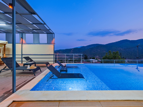  gece  -  Kasım
  | Fethiye Yakacık'ta Isıtmalı Havuzlu Doğa Villası: 6 Kişilik Aile Tatili